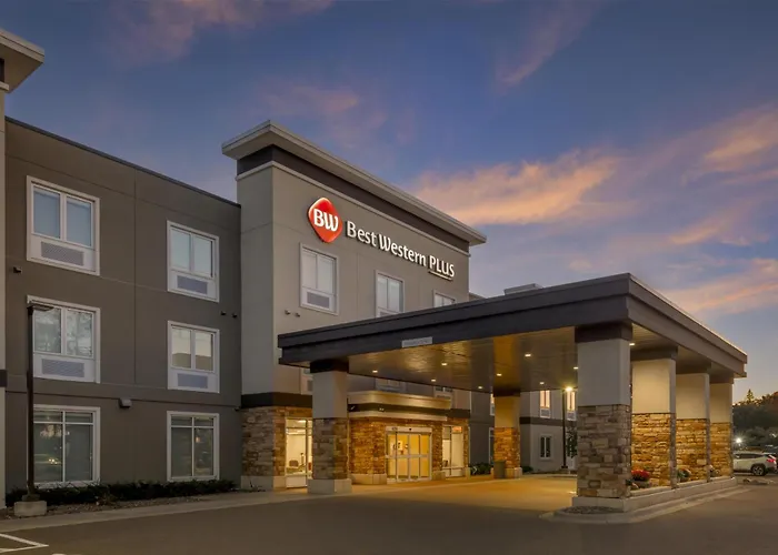 Best Western Plus Isanti