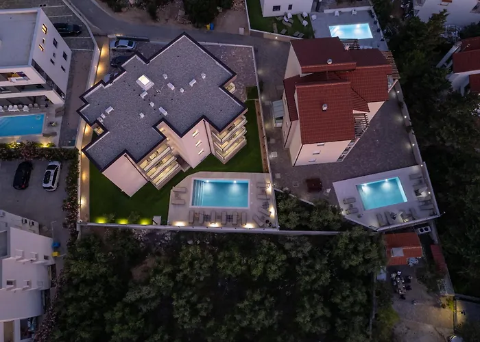 Poolside Hideout Apartments