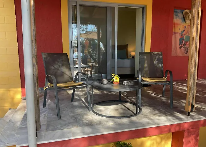 Pelekas Beach Apartments Rolling Stone