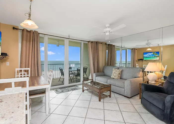 Breathtaking Sunsets @ This Beachfront Beauty, On-Site Restaurant/Tiki Bar