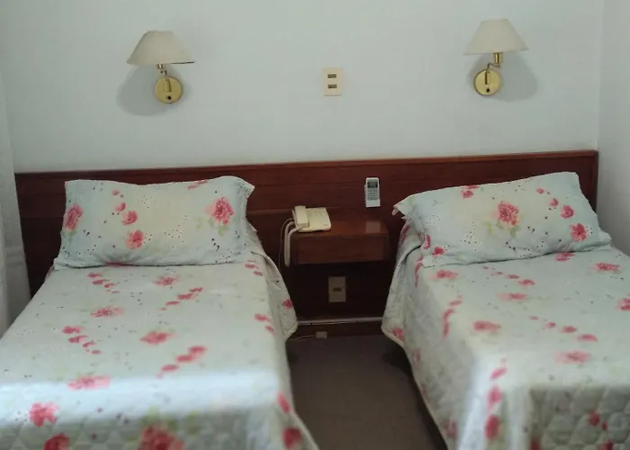 Hotel Crown