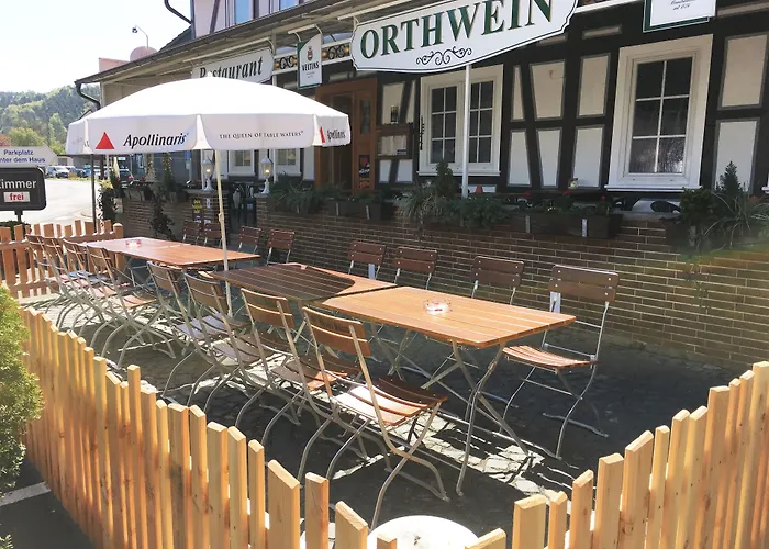 Hotel Orthwein -kostenfreie Parkplätze-