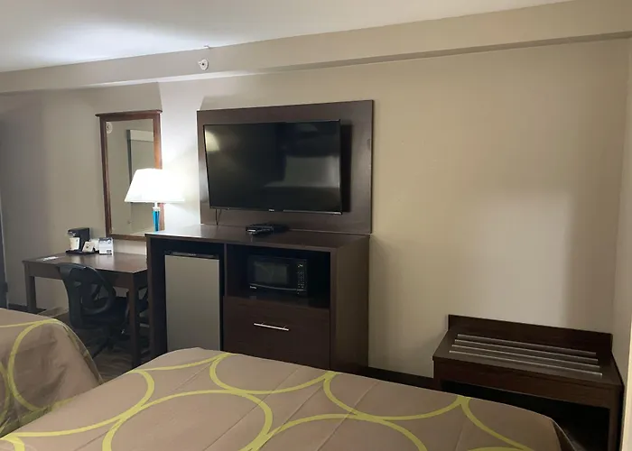 Super 8 By Wyndham Cookeville, Tn