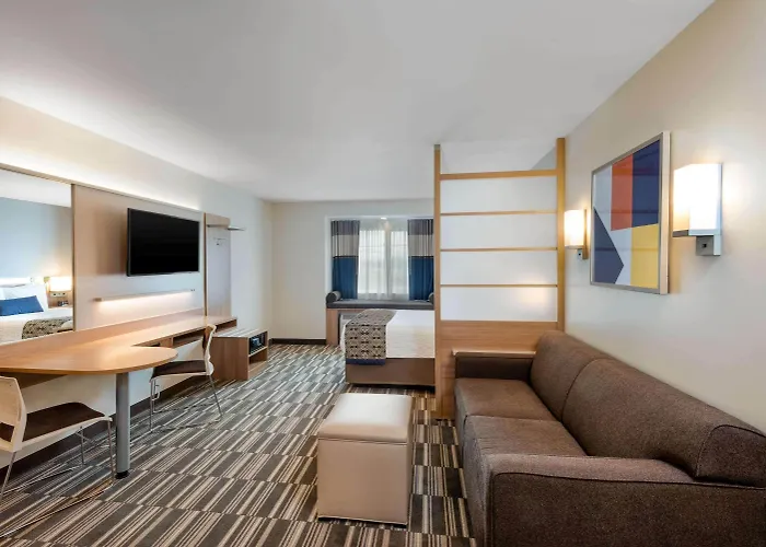 Microtel Inn & Suites By Wyndham Farmington