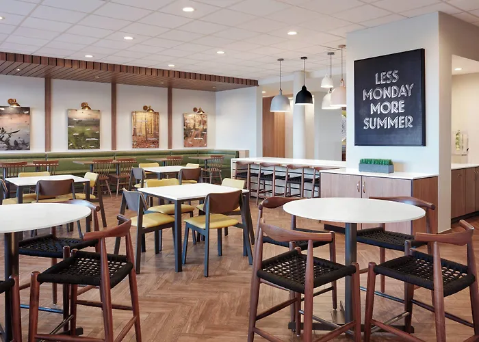 Fairfield Inn & Suites By Marriott Morristown
