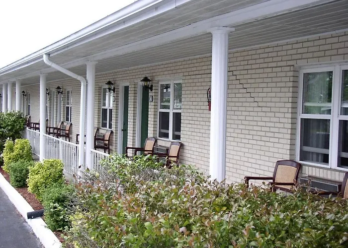 Birchwood Inn