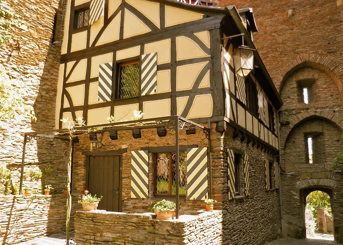 Burghotel Auf Schoenburg