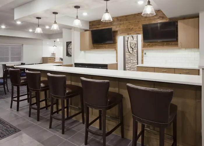 Grandstay Hotel & Suites Rock Valley