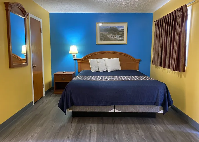 Western Skies Motel