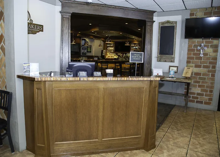 The Stables Inn & Suites