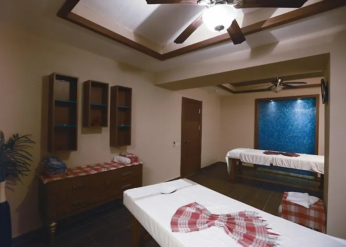 Insula Resort & Spa