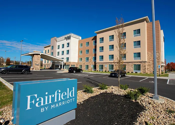 Fairfield Inn & Suites By Marriott Dayton North