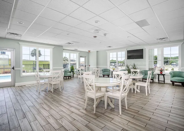 Lighthouse Suites - Best Western Signature Collection