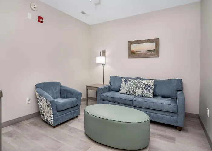 Lighthouse Suites - Best Western Signature Collection