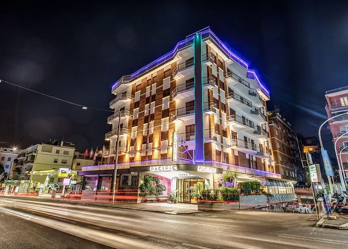 Hotel Pacific