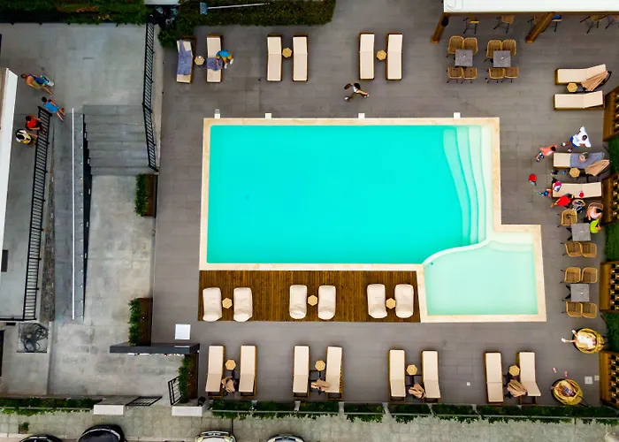 Dafni Plus Hotel