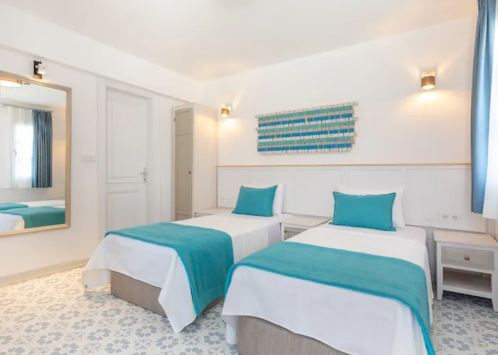 Monza House Otel