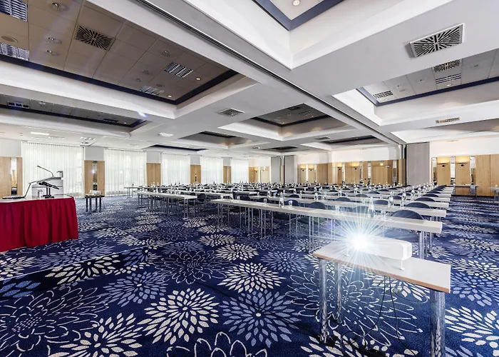 Arvena Kongress Hotel - Hotel In Der Wagnerstadt