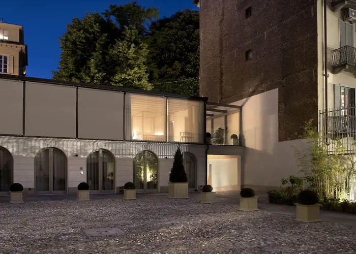 Opera35 Boutique Hotel