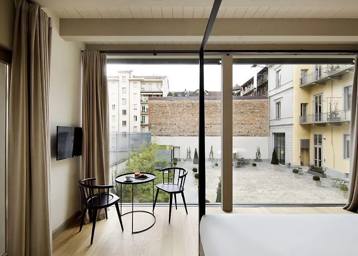 Opera35 Boutique Hotel