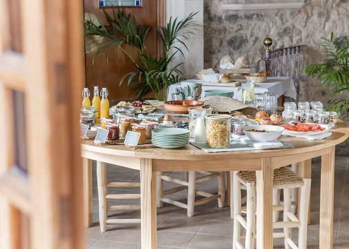 Curolla Petit Hotel