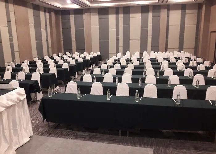 Le Cassia Hotel