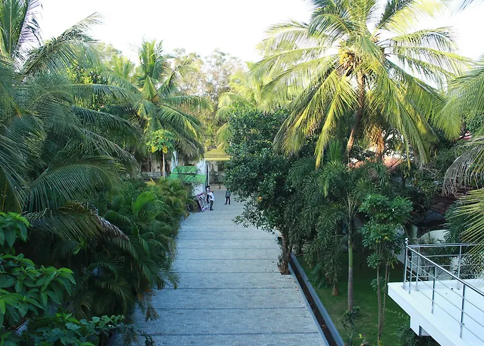 Ananthi Hotels