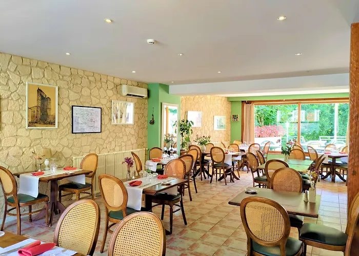 Les Ambassadeurs Hotel 3 Etoiles Nouvelles Chambres 2026 Logis Hotel