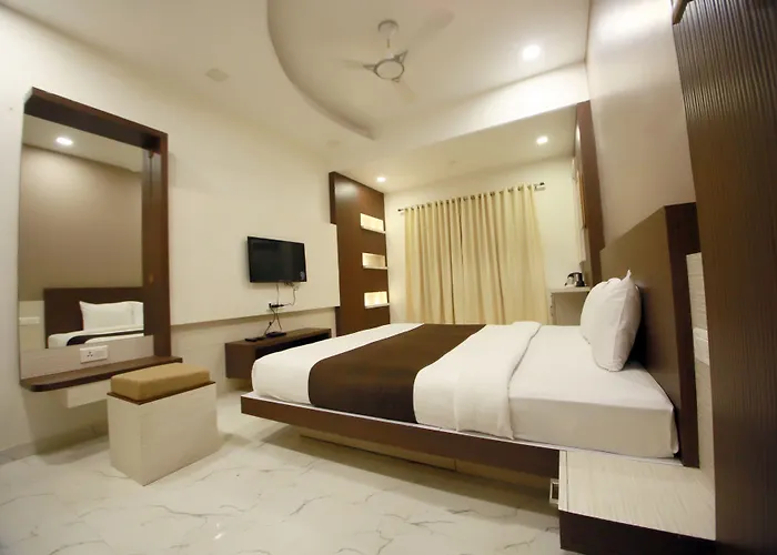 Hotel Madhuri Executive