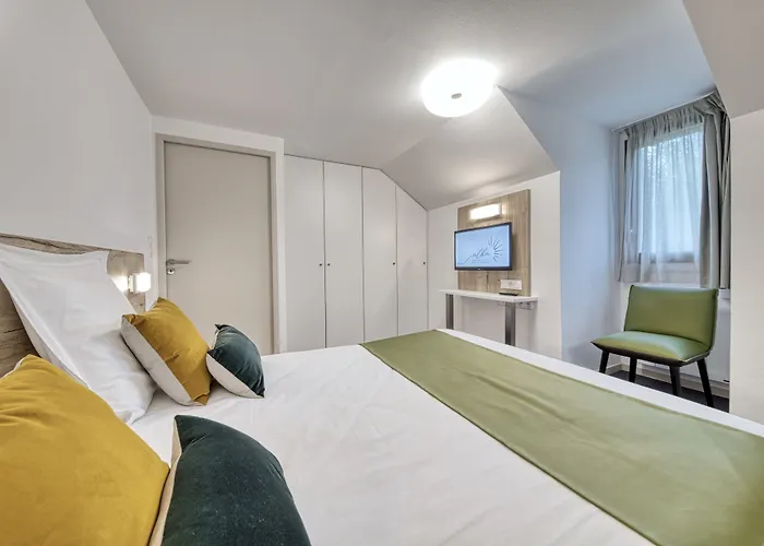 Alba Hotel Lac D'Orient