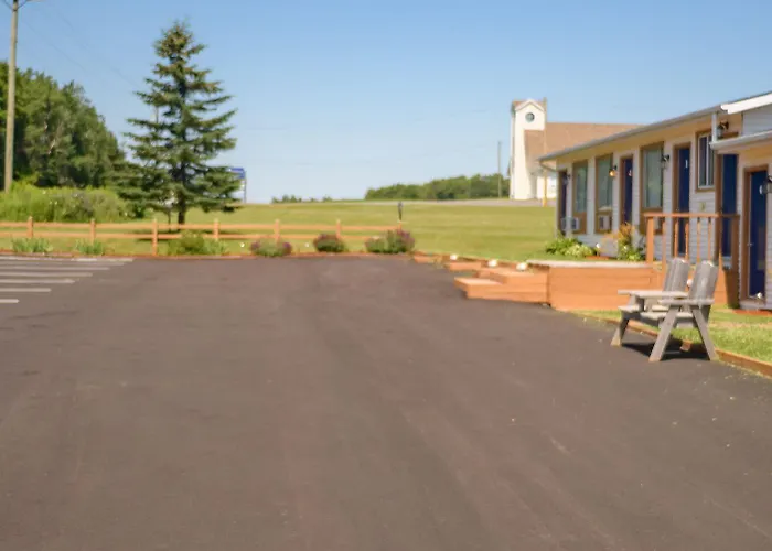 Winds Motel