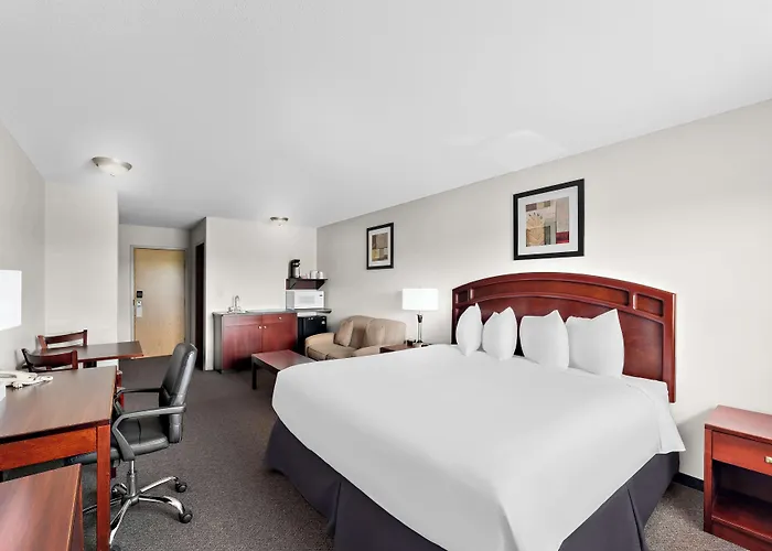 Surestay Plus Hotel By Best Western Hardisty