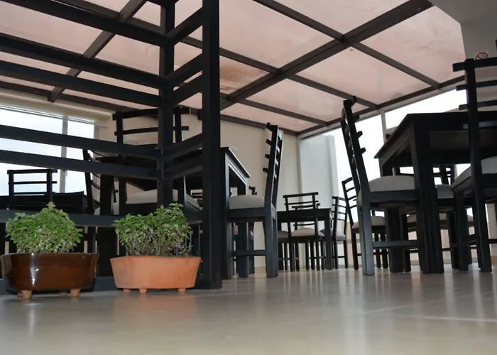 Illari Hotel
