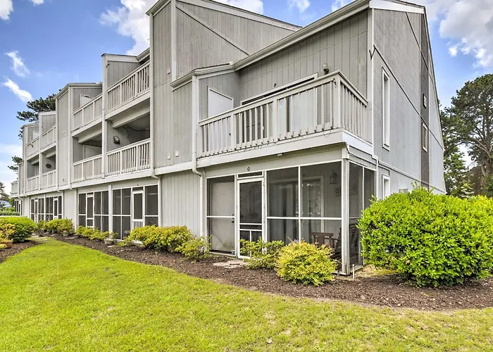 Baytree Golf Colony Studio ~ 5 Mi To Beach!