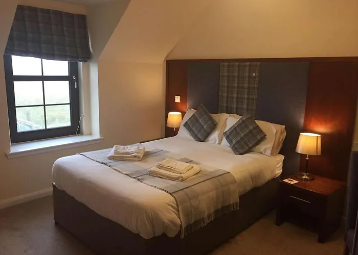 Polochar Inn
