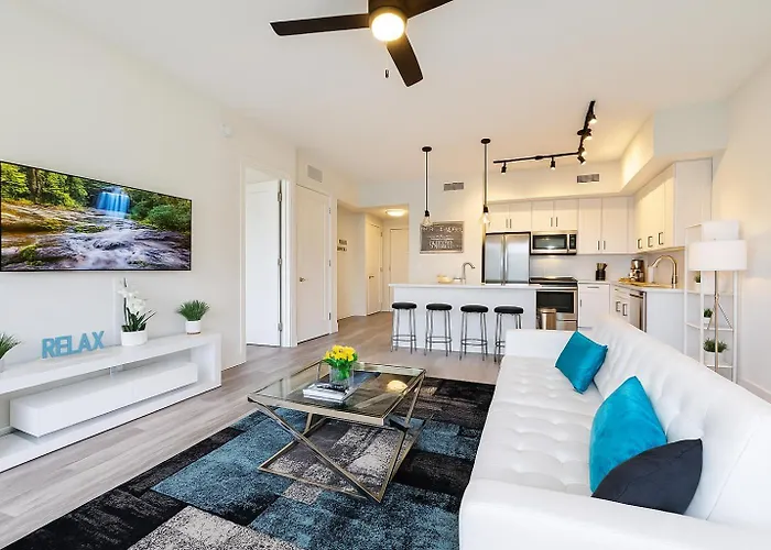 Lovelystay 2Br With 2 Beds & Sofa, Gym, Ev Near Downtown Wpb