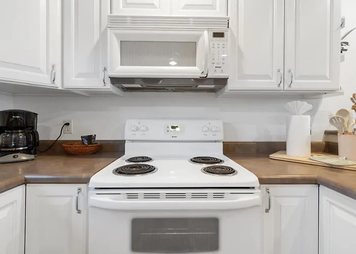 The Loose Moose Lodge