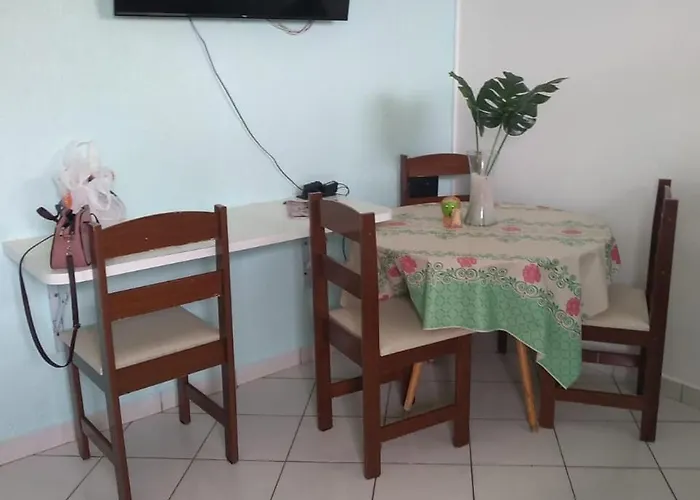 Apartamento Peruibe pé na areia!!!