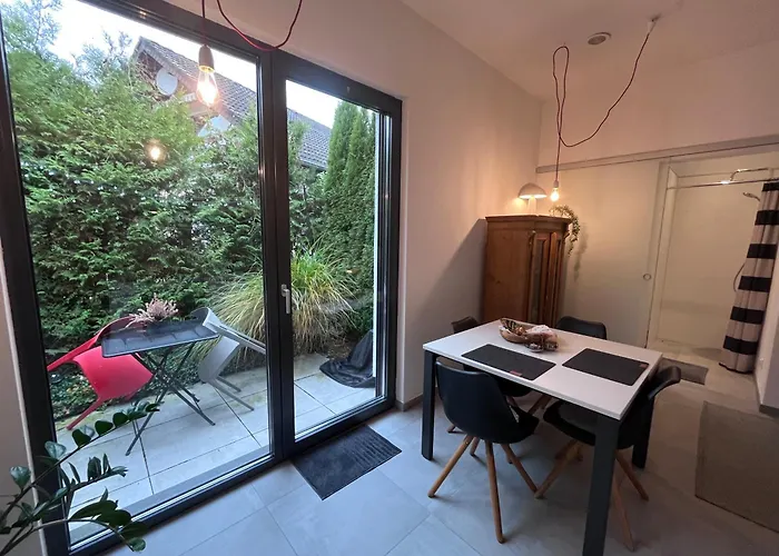 Modernes Tiny Apartment In Lage