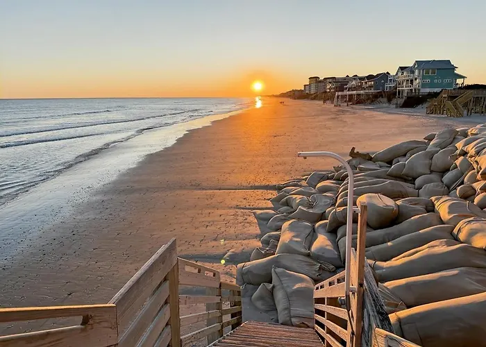 Out To Sea - Oceanfront 2 Bedroom, 2 Bath Condo