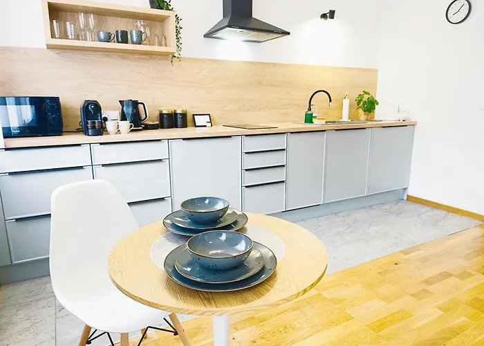 Kolory Warmii Apartamenty Bialy I Szary