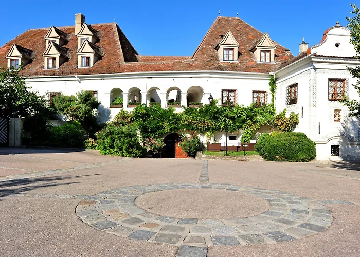 Renaissancehotel Raffelsberger Hof B&B