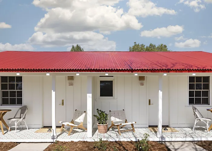 Farmhouse Paso
