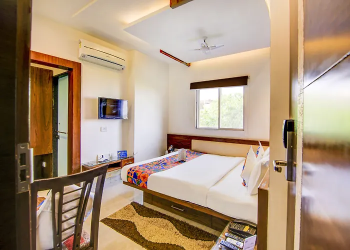 Fabhotel The Khushi Regent