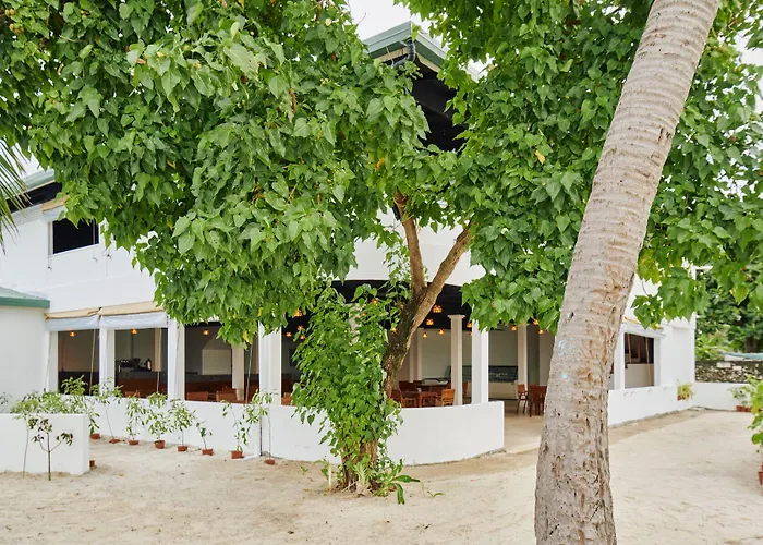 Akomadoo Retreat