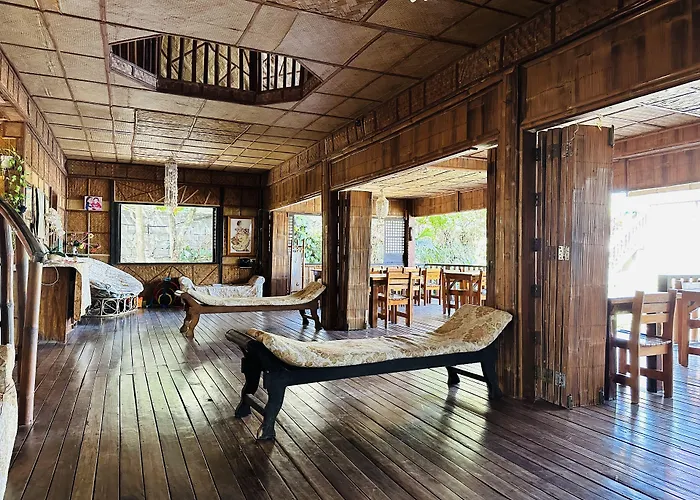 Bamboo House Beach Lodge & Restaurant