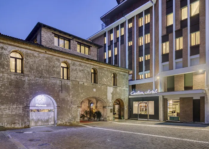 Porta Altinia Suites