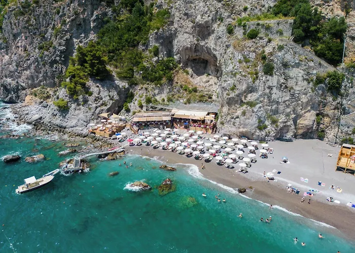 Bed and Breakfast La Dimora del Maestro Amalfi