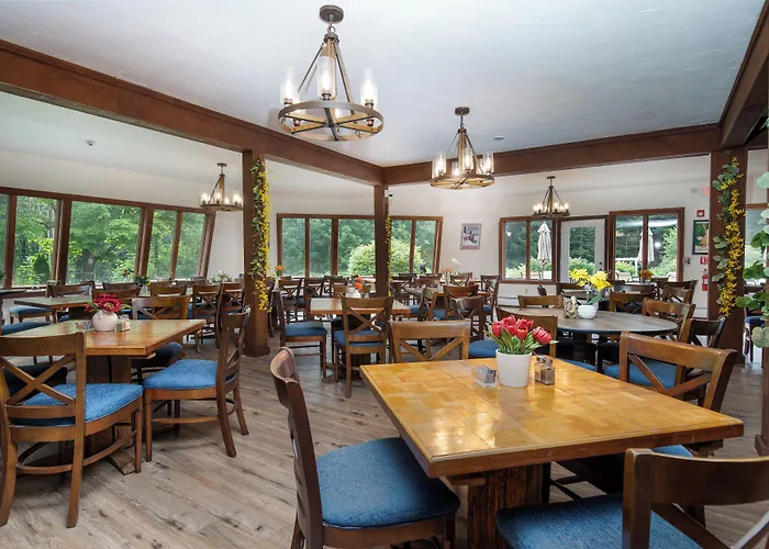 Grey Bonnet Inn