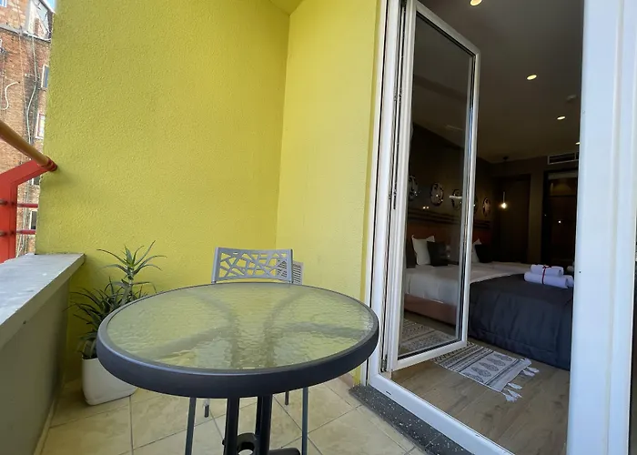 Retreat Apartments Tirana